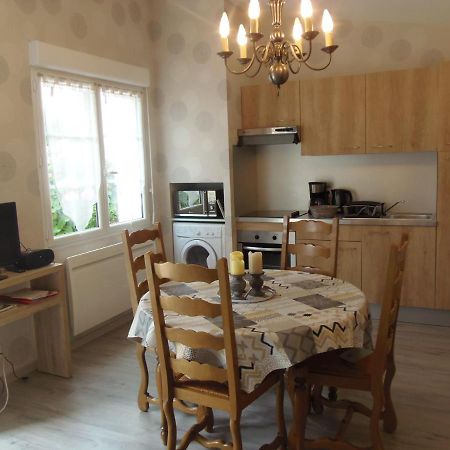 petite maison de vacance Grandcamp-Maisy Exterior foto