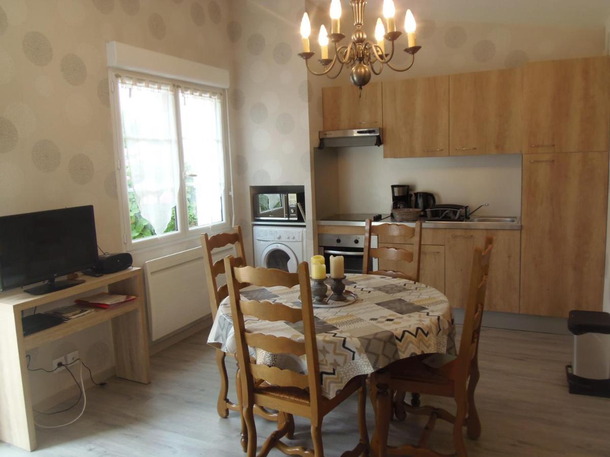 petite maison de vacance Grandcamp-Maisy Exterior foto